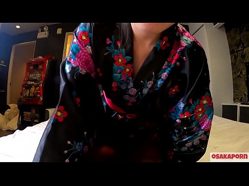 ❤️ Vajza e re cosplay pëlqen seksin deri në orgazmë me një shiringë në një kalorës dhe një blowjob. Vajzë aziatike me pidhi leshtore dhe cica të bukura me kostum tradicional japonez në video amatore që tregon masturbim me lodra qij. Sakura 3 OSAKAPORN. ☑ Porno e vështirë në pornografi sq.pornpictureshq.ru