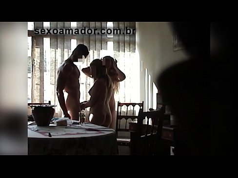 ❤️ Miqtë e seksit ftojnë një burrë gjigant dhe një treshe me të ☑ Porno e vështirë në pornografi sq.pornpictureshq.ru