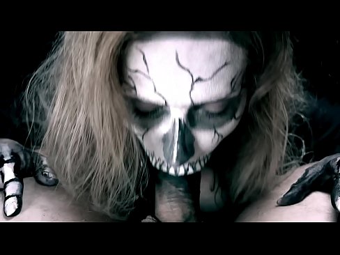 ❤️ Vajzë demonike që thith karin me gojën e saj të zezë dhe gëlltit sperma. ☑ Porno e vështirë në pornografi sq.pornpictureshq.ru